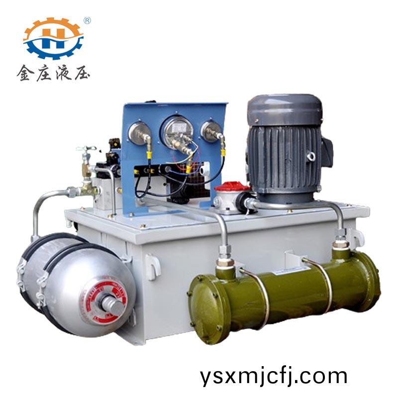 三棍(gun)機(ji)液(ye)壓(ya)係(xi)統