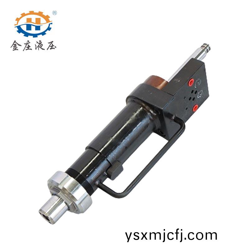 缾(ping)蓋(gai)機(ji)油(you)缸