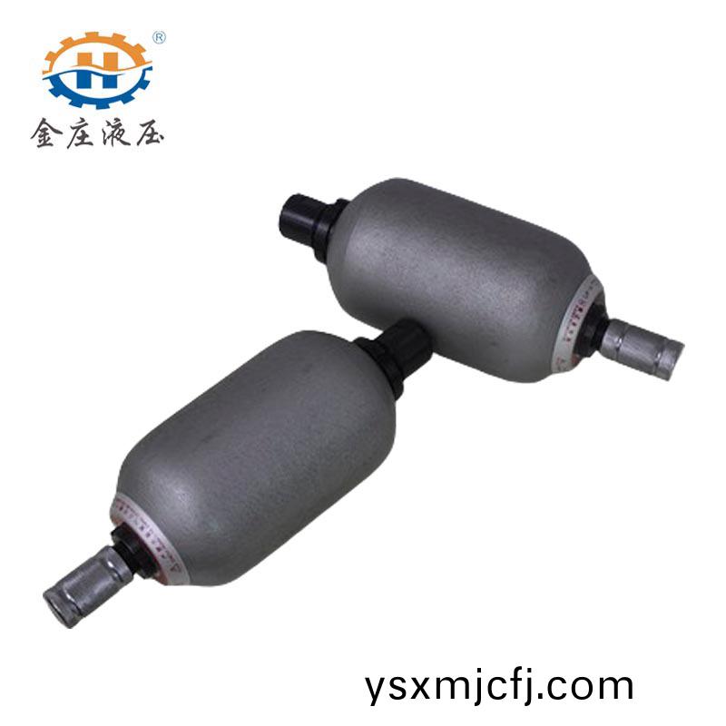 蓄(xu)能(neng)器(qi)