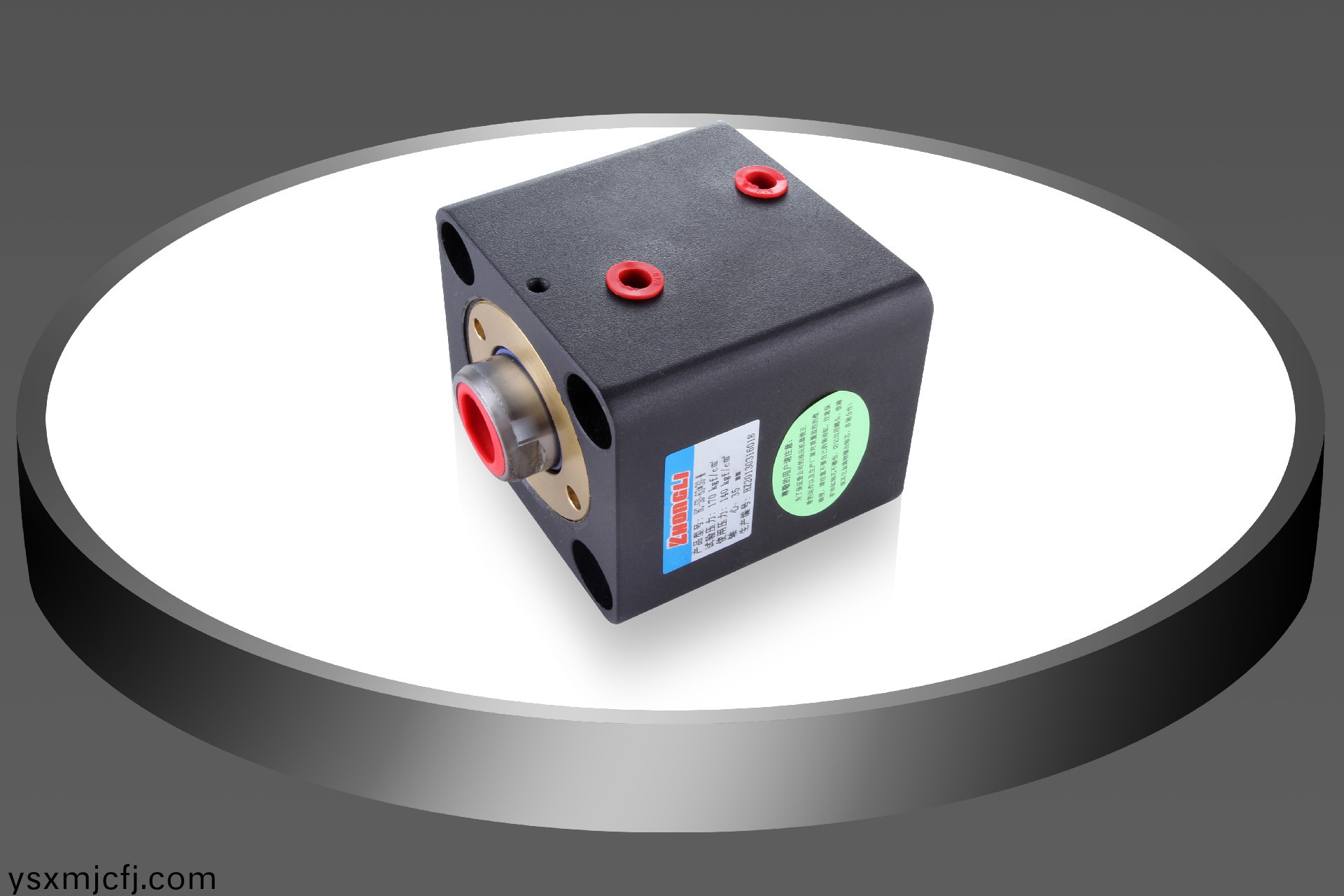 HC薄型油缸(gang)拆(chai)開(kai)來(lai)需(xu)要註意(yi)什(shen)麼